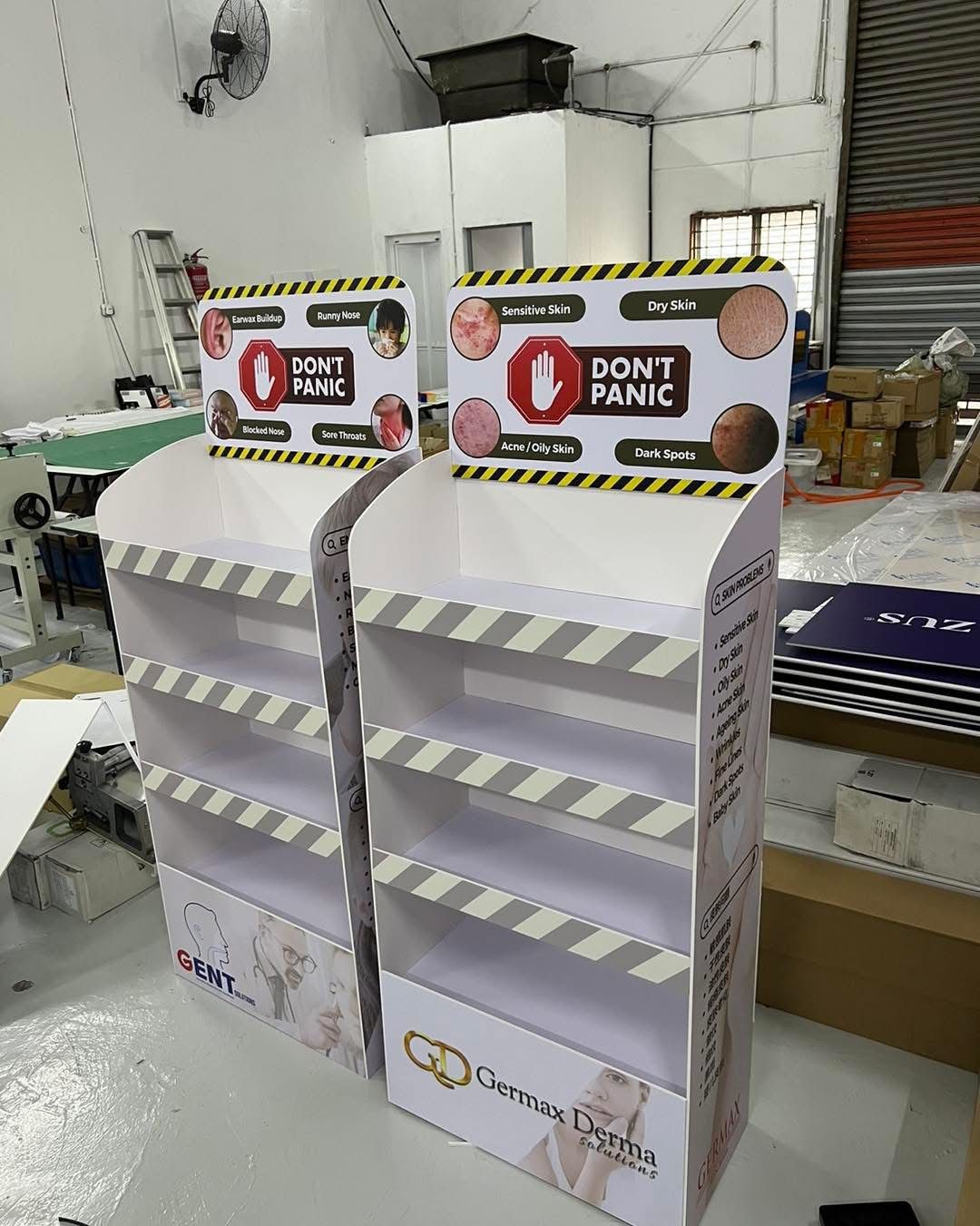 Display Standee 6