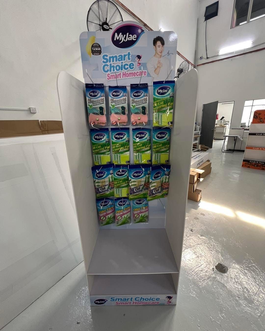 Display Standee 9