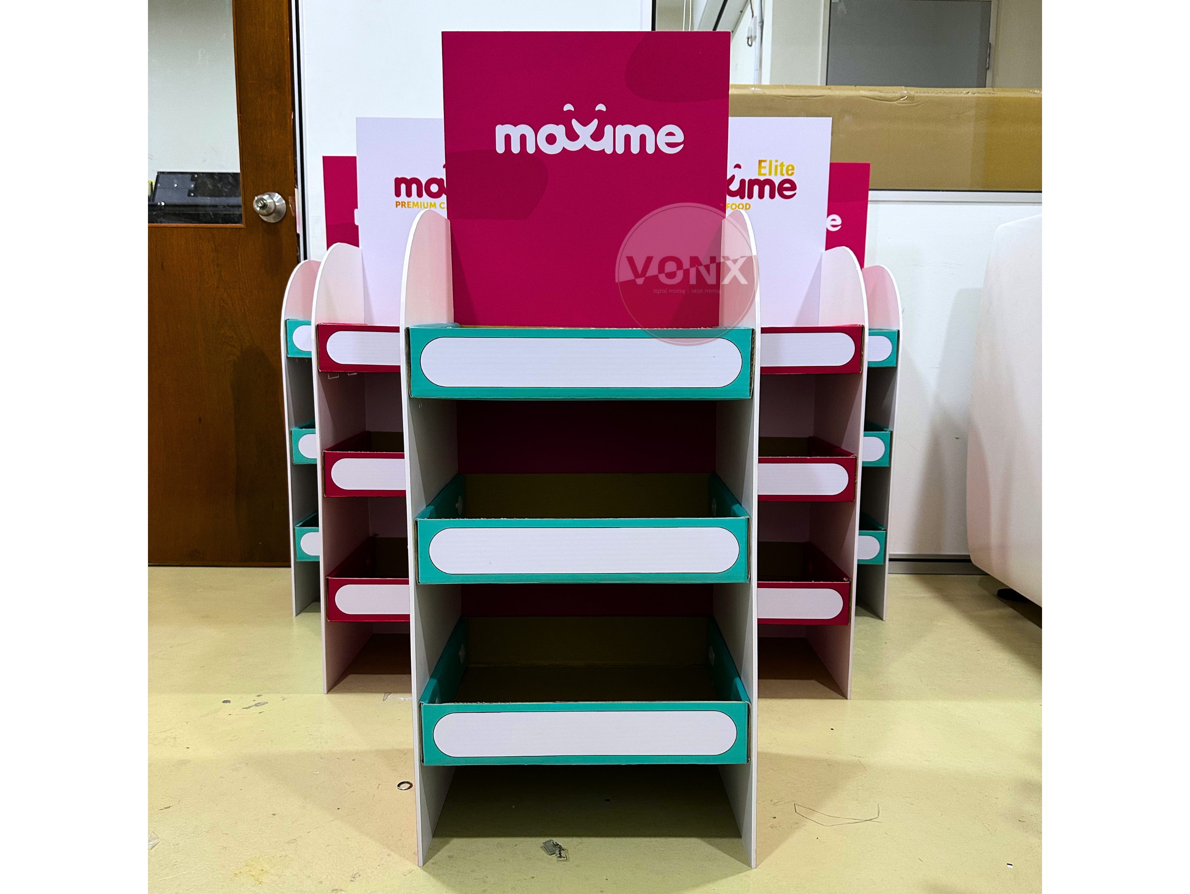 Display Standee 6